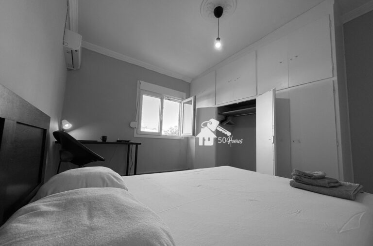 Egaleo2 Erasmus apartment booked